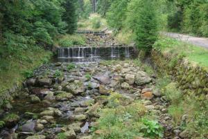 2018-08-30 15-36-05 dd