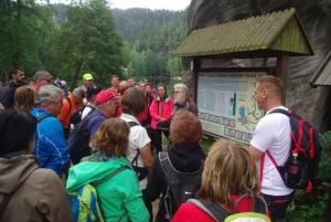 2018-08-31 09-21-08 dd