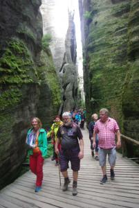 2018-08-31 10-08-54 dd