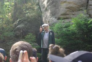 2018-08-31 10-59-35 dd